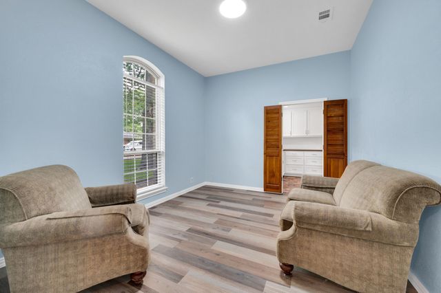 102 Chapman Circle, Waxahachie, TX 75165