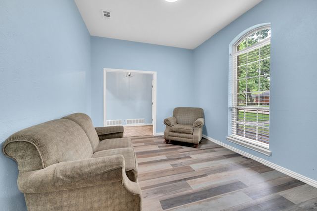 102 Chapman Circle, Waxahachie, TX 75165