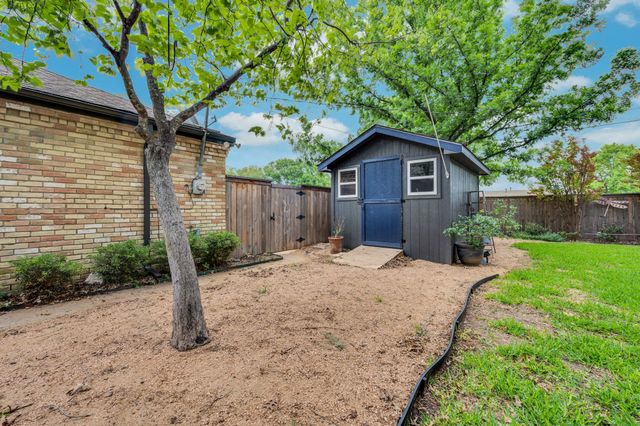 102 Chapman Circle, Waxahachie, TX 75165