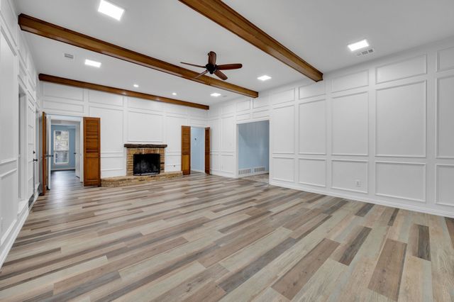 102 Chapman Circle, Waxahachie, TX 75165