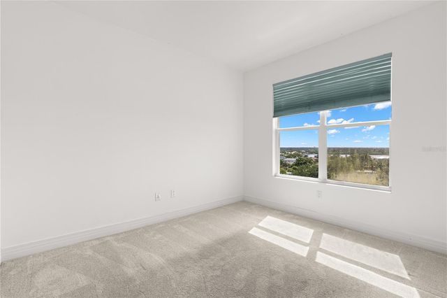 1325 SNELL ISLE BOULEVARD NE 812, St Petersburg, FL 33704