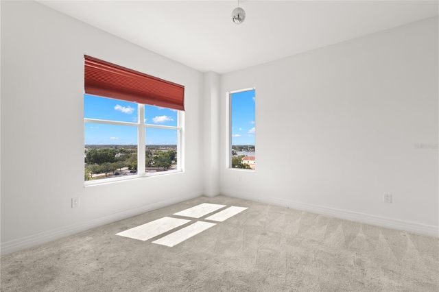 1325 SNELL ISLE BOULEVARD NE 812, St Petersburg, FL 33704