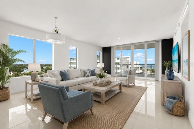 1325 SNELL ISLE BOULEVARD NE 812, St Petersburg, FL 33704