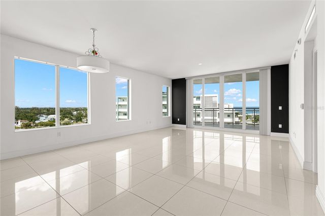 1325 SNELL ISLE BOULEVARD NE 812, St Petersburg, FL 33704