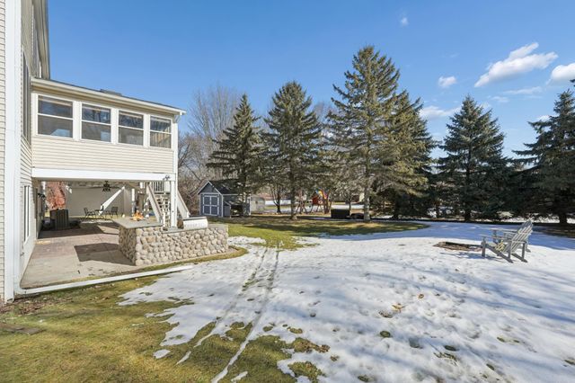 3075 Copper Oaks Trail, Woodbury, MN 55125