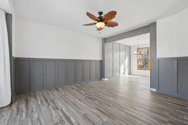 3075 Copper Oaks Trail, Woodbury, MN 55125