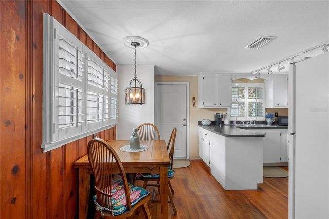 427 5TH STREET N, Safety Harbor, FL 34695