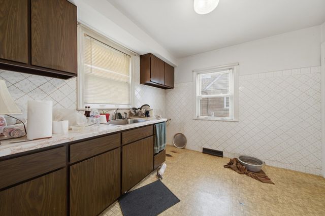 334 Pulaski Road, Calumet City, IL 60409