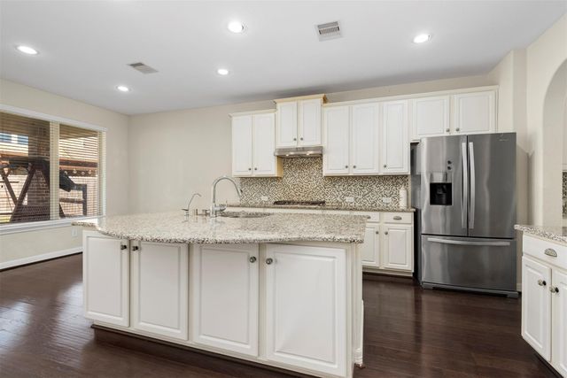 12601 Floral Park Lane, Pearland, TX 77584