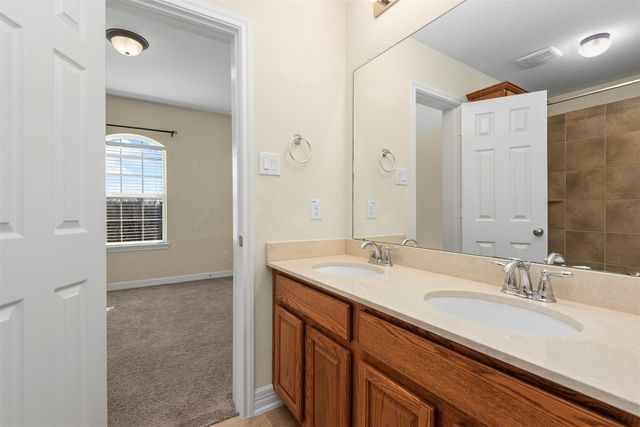 12601 Floral Park Lane, Pearland, TX 77584