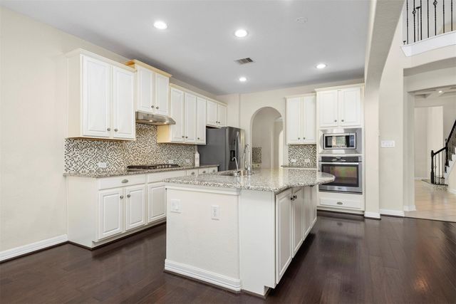 12601 Floral Park Lane, Pearland, TX 77584