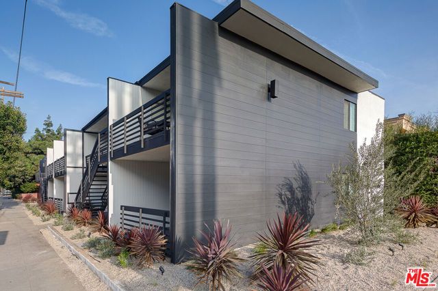 11680 W OHIO Avenue 208, Los Angeles, CA 90025