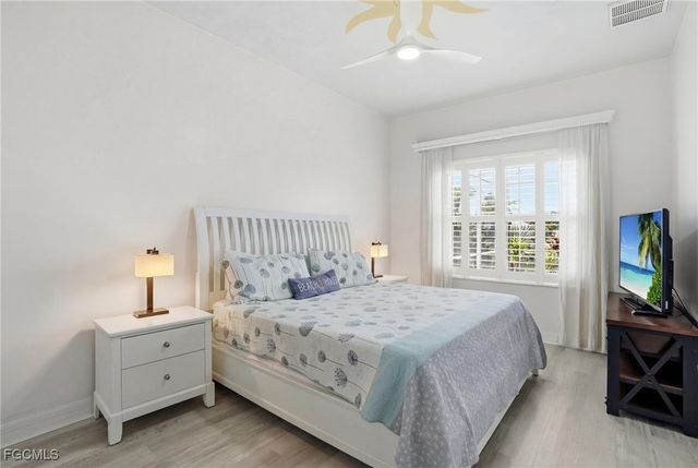 236 NE 14th AVE, Cape Coral, FL 33909