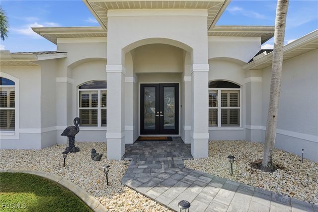 236 NE 14th AVE, Cape Coral, FL 33909