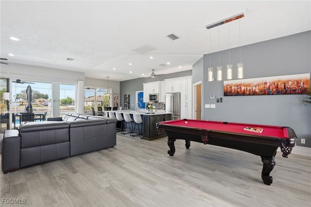 236 NE 14th AVE, Cape Coral, FL 33909