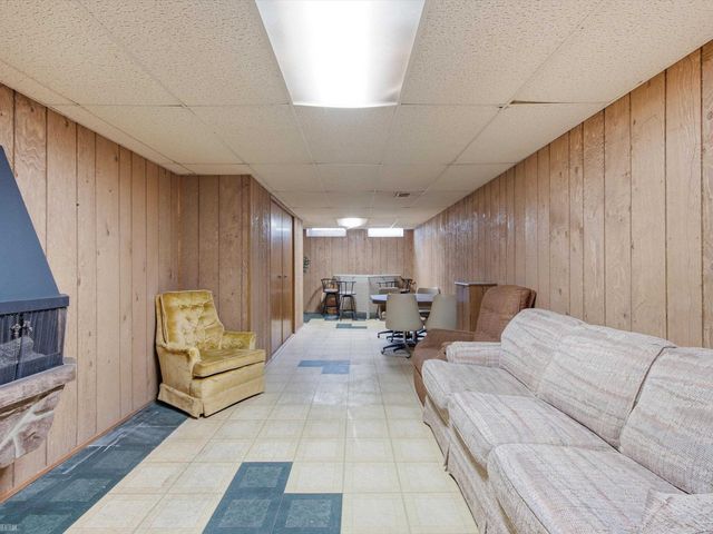 23716 Grove Street, Saint Clair Shores, MI 48080
