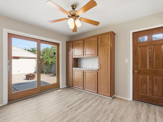 23716 Grove Street, Saint Clair Shores, MI 48080
