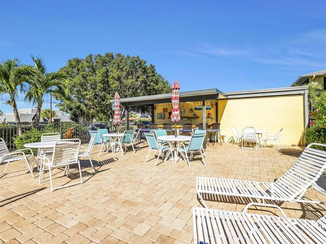 4021 SE 19th Avenue 201, Cape Coral, FL 33904