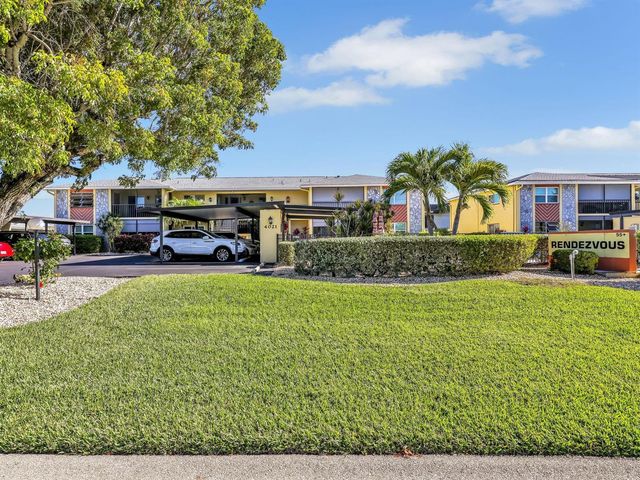 4021 SE 19th Avenue 201, Cape Coral, FL 33904