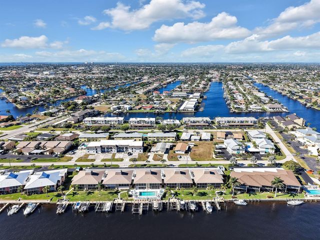 4021 SE 19th Avenue 201, Cape Coral, FL 33904