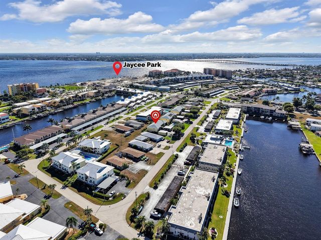 4021 SE 19th Avenue 201, Cape Coral, FL 33904