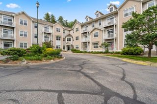 99 Eldredge St Unit 206, South Burlington, VT 05403