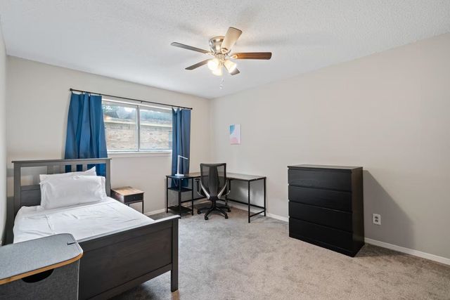 108 N Belvedere Blvd Apt 12, Memphis, TN 38104