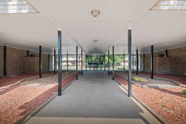 108 N Belvedere Blvd Apt 12, Memphis, TN 38104