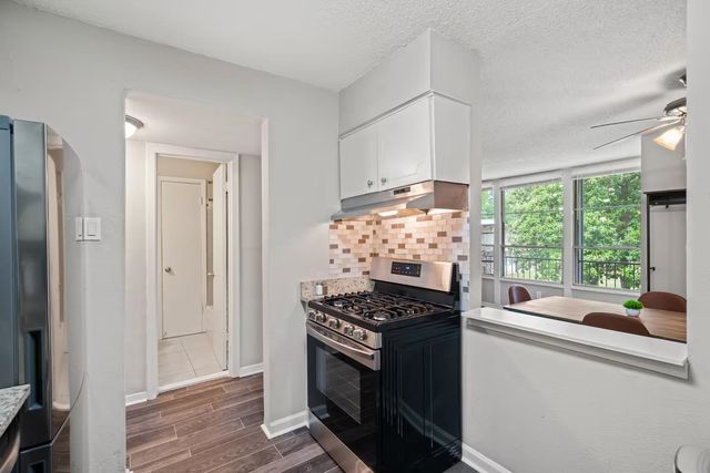 108 N Belvedere Blvd Apt 12, Memphis, TN 38104