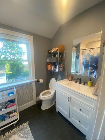 102 Conklin Street, Farmingdale, NY 11735