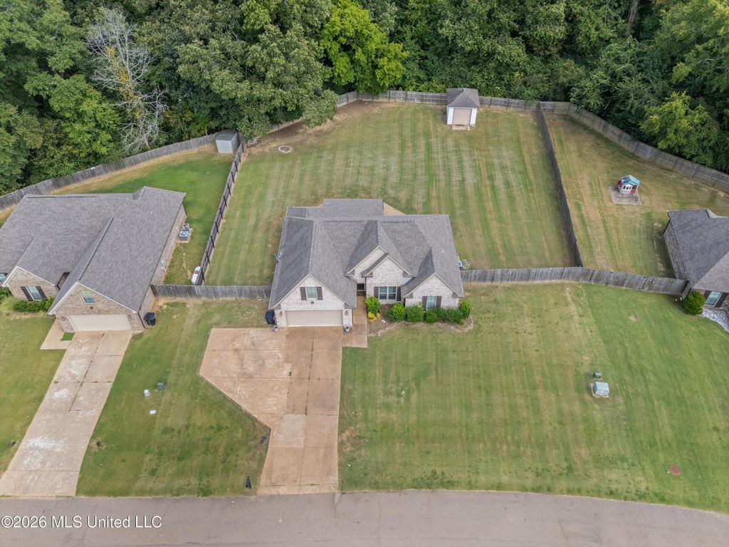 117 Fairway Drive, Senatobia, MS 38668 — photo 4