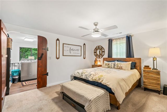 8107 Spruce Drive, Rogers, AR 72756