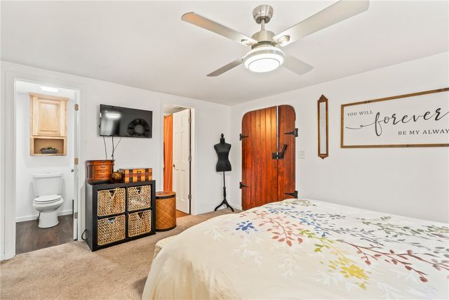 8107 Spruce Drive, Rogers, AR 72756
