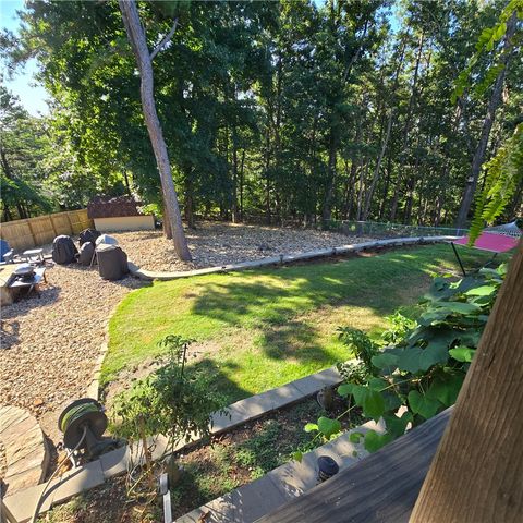 8107 Spruce Drive, Rogers, AR 72756