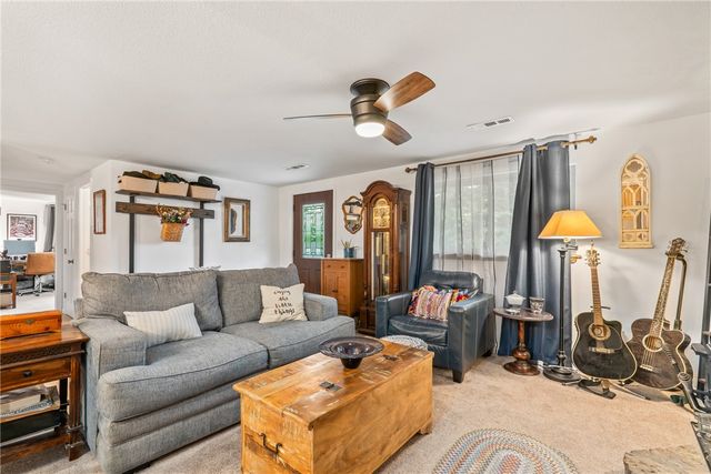 8107 Spruce Drive, Rogers, AR 72756