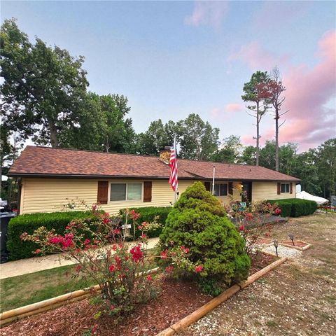 8107 Spruce Drive, Rogers, AR 72756