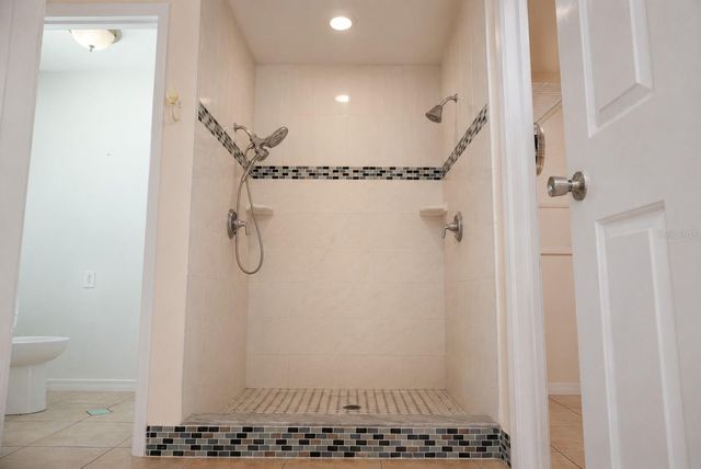 11130 FOUNTAIN LAKE BOULEVARD, Leesburg, FL 34788
