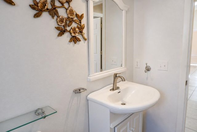 11130 FOUNTAIN LAKE BOULEVARD, Leesburg, FL 34788
