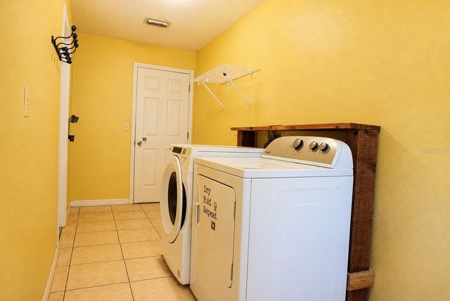 11130 FOUNTAIN LAKE BOULEVARD, Leesburg, FL 34788