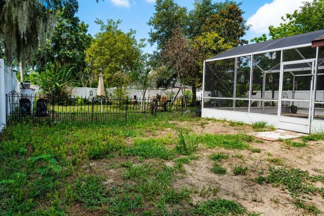 11130 FOUNTAIN LAKE BOULEVARD, Leesburg, FL 34788