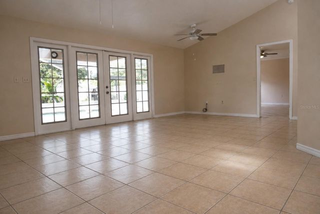 11130 FOUNTAIN LAKE BOULEVARD, Leesburg, FL 34788