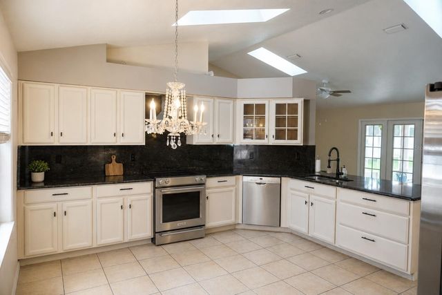 11130 FOUNTAIN LAKE BOULEVARD, Leesburg, FL 34788