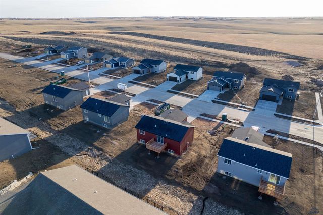 209 DORCHESTER AVE, Box Elder, SD 57719