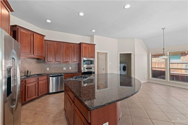 3603 Grand Canal Drive, Mission, TX 78572