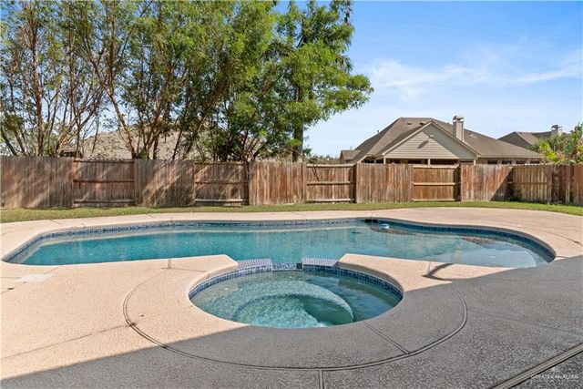 3603 Grand Canal Drive, Mission, TX 78572