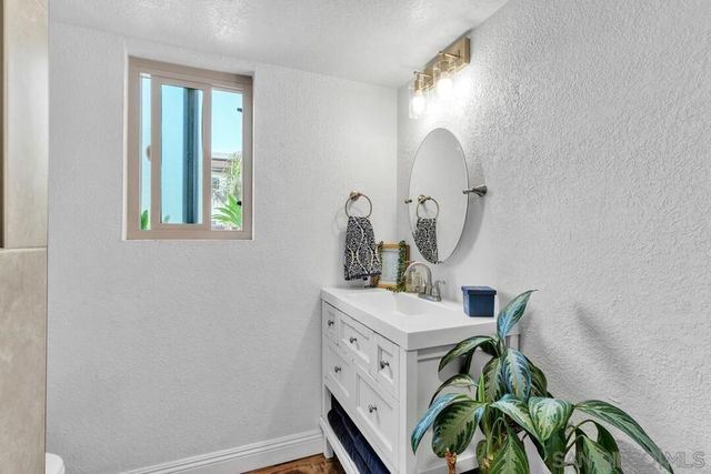 1192 5th St, Imperial Beach, CA 91932