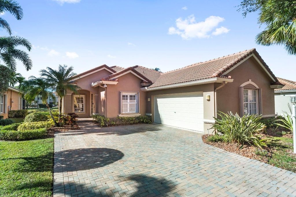 Image 2 of property listing at 6353 NW 110th Avenue, Parkland, FL 33076