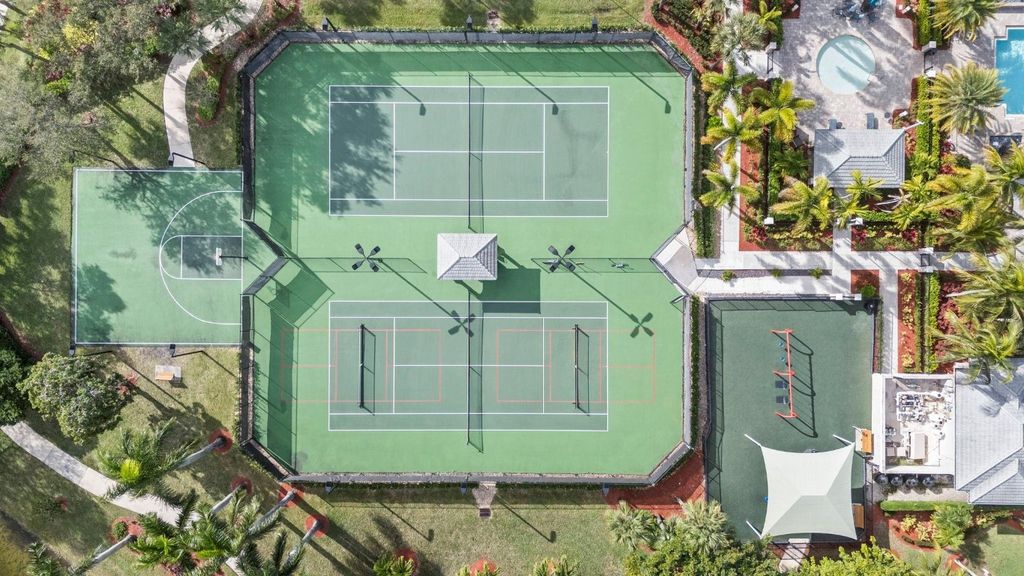 Image 31 of property listing at 6353 NW 110th Avenue, Parkland, FL 33076