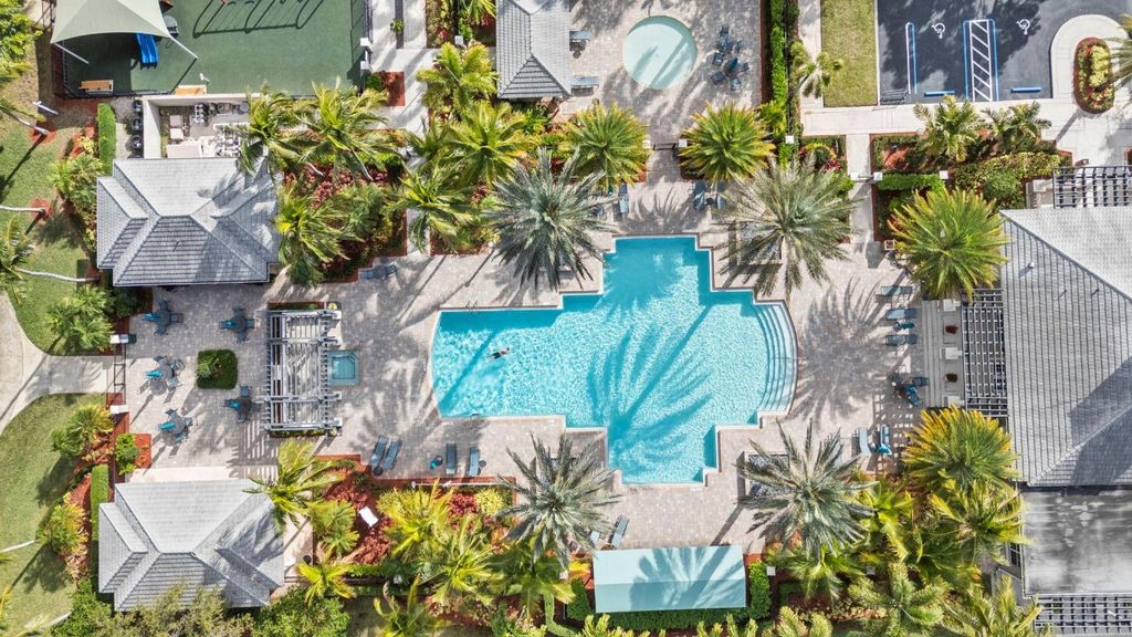 Image 32 of property listing at 6353 NW 110th Avenue, Parkland, FL 33076