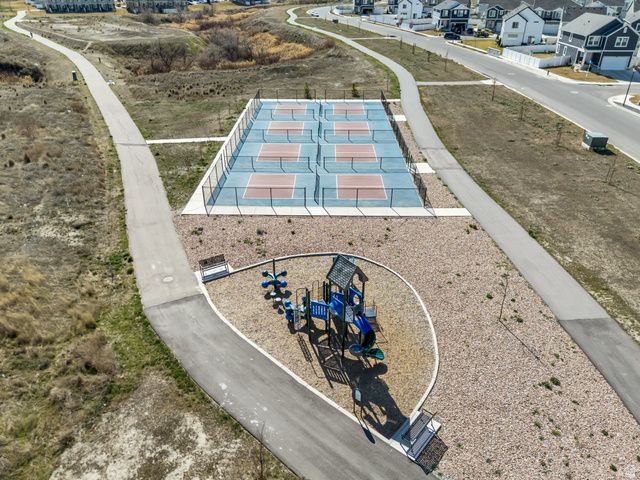 880 N HERMAN DR, Lehi, UT 84048